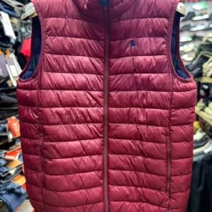 573001762_1240230948152000_8908818427295988110_n Veste